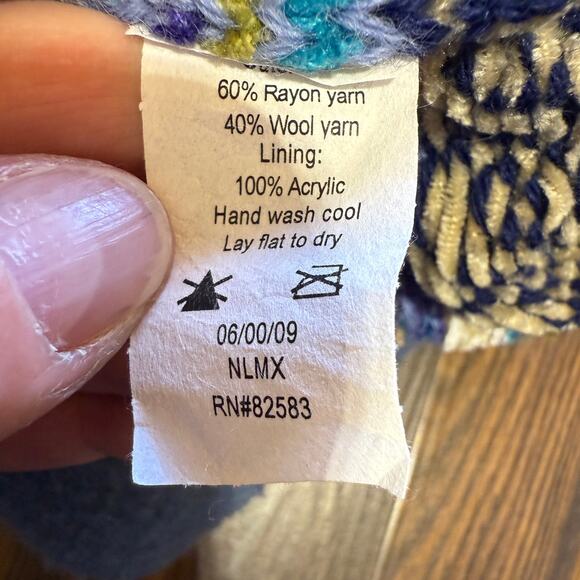 Turtle Fur Woven Wool Blend Beanie with Tassel - Picture 6 of 6